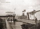 Ein Lastkahn mit Steinkohle in der Schleuse am Mühlendamm um 1910 (Foto: Sammlung Detlev Preuß)