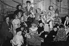 Fasching im Kindergarten/Baracke (Foto: Sammlung Uta Naedler)