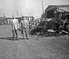 Hans Burchard mit einem Mitarbeiter um 1955. (Foto: Sammlung Achim Merkord)