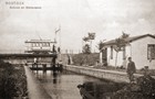 Ein Lastkahn mit Steinkohle in der Schleuse am Mühlendamm um 1910 (Foto: Sammlung Detlev Preuß)