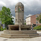 Der Rostocker Brinckman-Brunnen am heutigen Standort am Weißen Kreuz im Stadtteil Brinckmansdorf  (Foto: Berth Brinkmann)